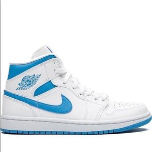 Air Jordan 1 Mid 'UNC'
